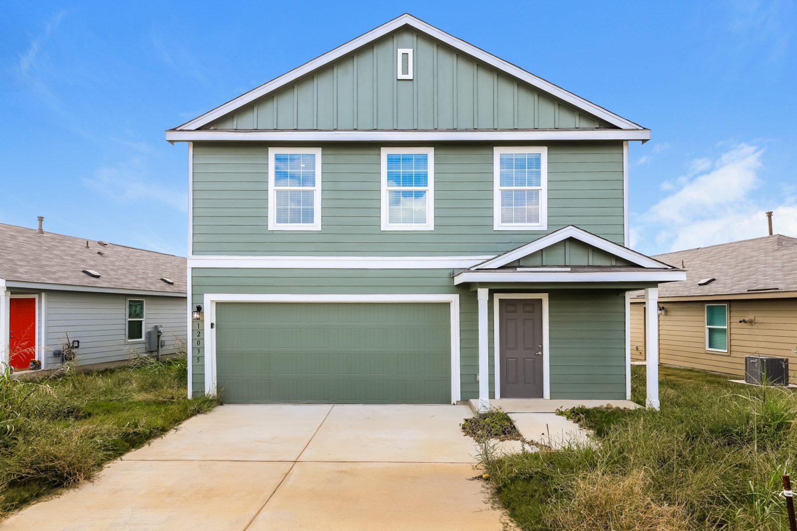 000 photo front view 12275391