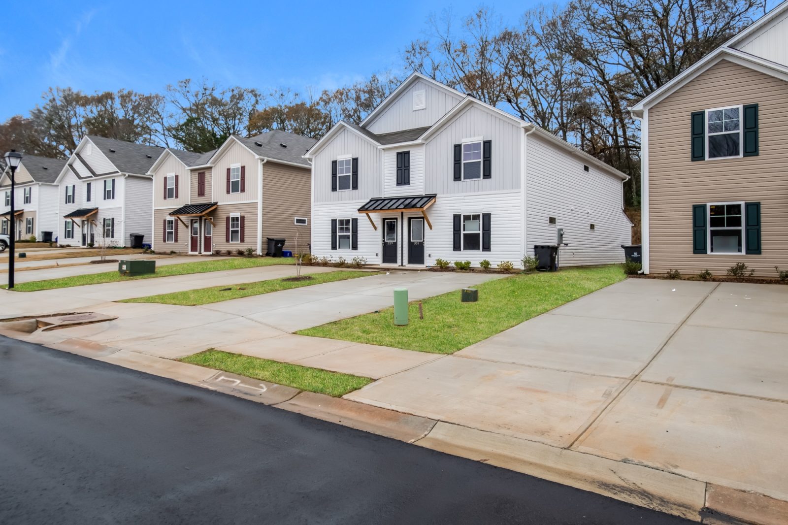 000 photo front view 12271651