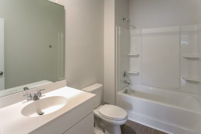 011 photo bathroom 10569221