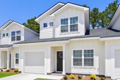 014 photo front view 12981179