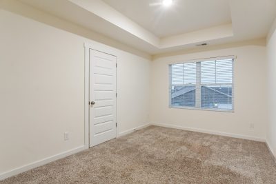 011 photo bedroom 14020965