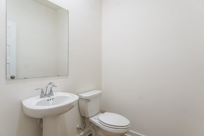 012 photo bathroom 14020963