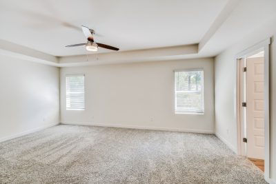 006 photo main bedroom 13183935