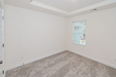 010 Bedroom ET31245