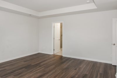 012 photo main bedroom 15105572