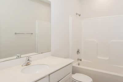 014 Bathroom ET11049