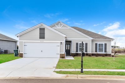 000 Front View 12272618