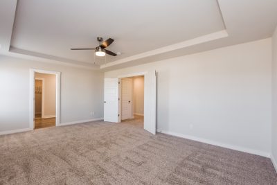 013 Main Bedroom ET45048