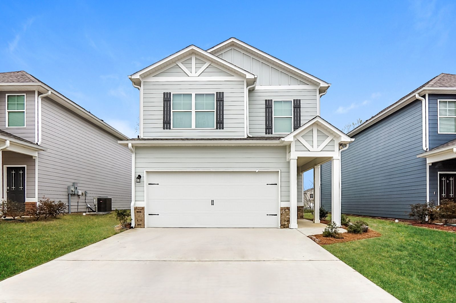 000 photo front view 12599904