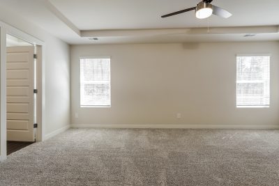 007 photo main bedroom 12569320