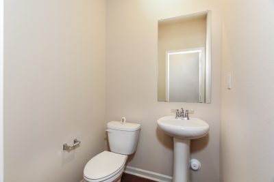 013 photo bathroom 12566615