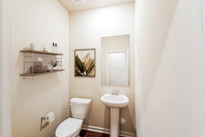 005 photo bathroom 14628191