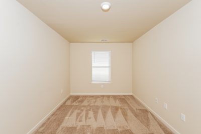 006 photo main bedroom 12565004