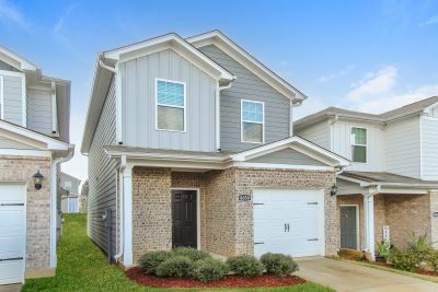 001 photo front view 14975471