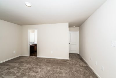 009 photo main bedroom 14729668