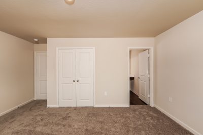 008 Main Bedroom ET31356