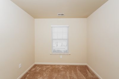 011 photo bedroom 12565008