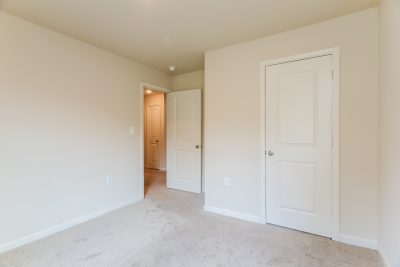 011 photo bedroom 13970609