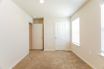 012 photo bedroom 13970615