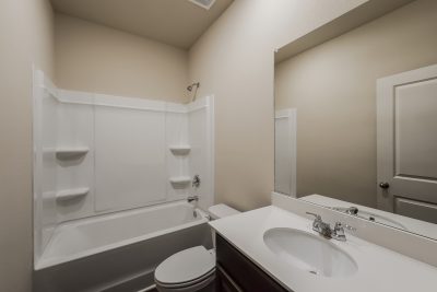 013 Bathroom ET51031