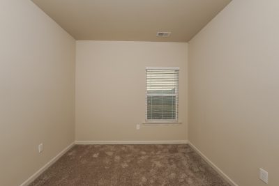 010 photo bedroom 10371222
