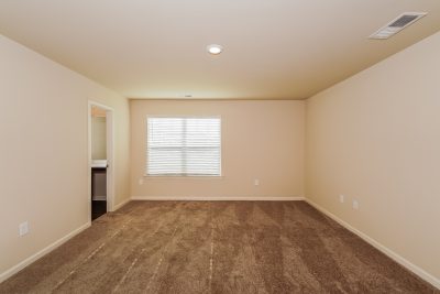 005 photo main bedroom 10388484