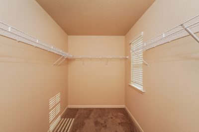 007 photo walk in closet 10388477