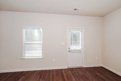 003 Living Room ET51043