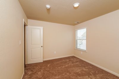 009 Bedroom ET51044