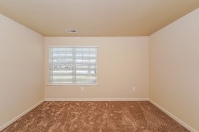 010 Bedroom ET51044