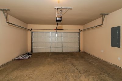 014 Garage ET51044