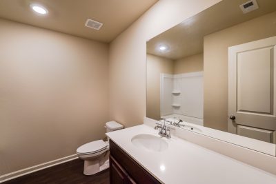 013 Bathroom ET51045