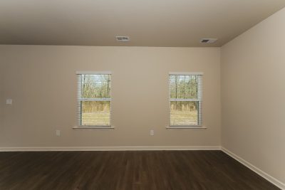 003 Living Room ET51047