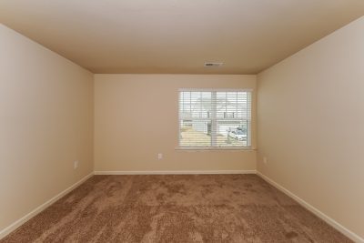 010 Bedroom ET51051