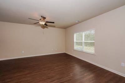 006 Family Room ET51052