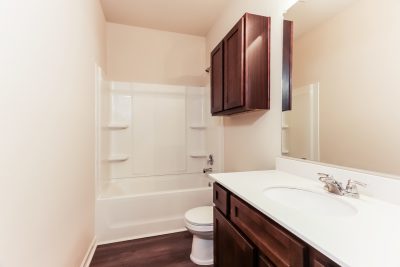 015 bathroom 12565738