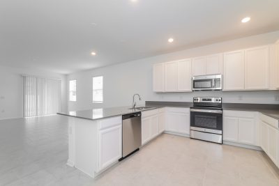 004 Kitchen ET51181