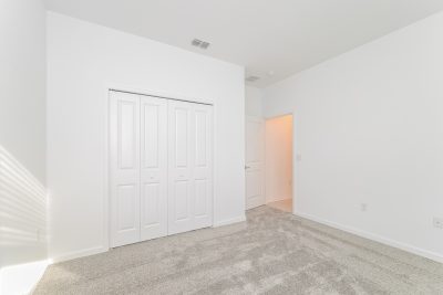 011 Bedroom ET51181
