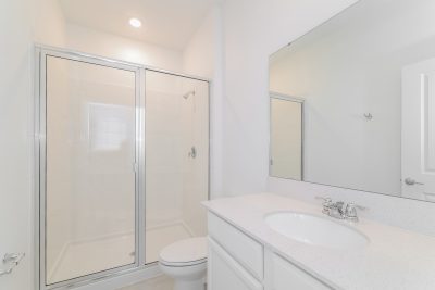012 Bathroom ET51181