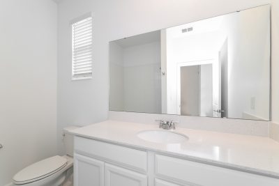 013 Bathroom ET51181