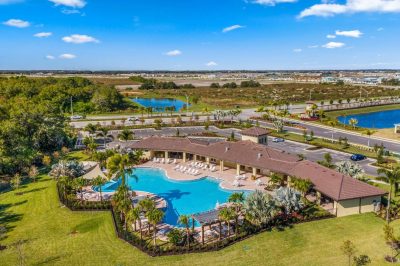 BC 000 Solera Community Pool 03