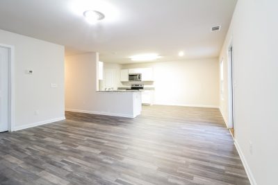 003 Living Room ET81113