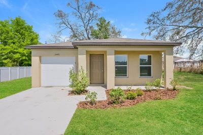 000 Front View 13639435