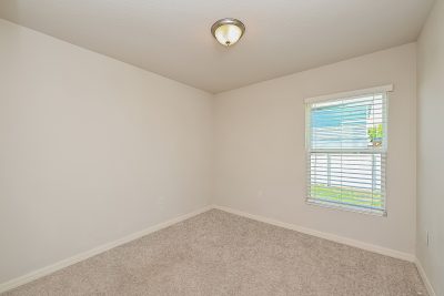 011 photo bedroom 13639447