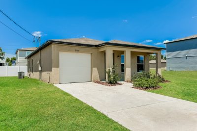 019 Front View ET31059