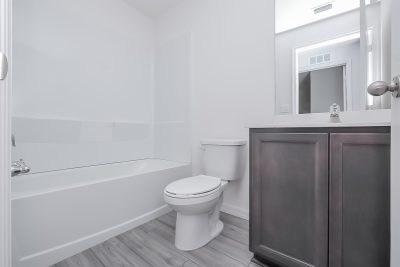 014 Bathroom ET61175
