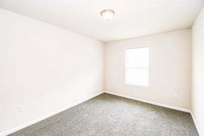008 photo Main Bedroom 94641b3a cf1f 4656 9f7d 9726c6375ad3
