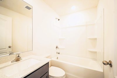 012 14 photo Bathroom ea99ad86 091d 44c1 8895 3e9f9d67b73f