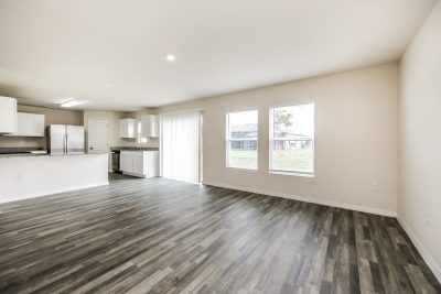 003 Living Room ET31220