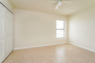 010 photo bedroom 11987861